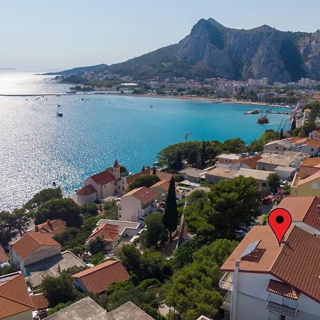 Apartments Adisa Omiš Екстериор снимка