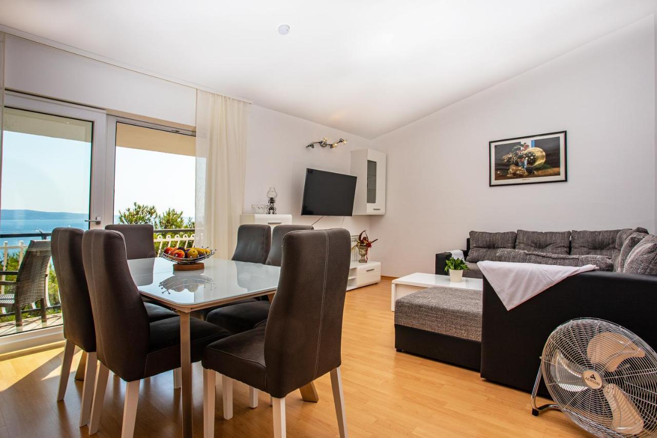 Apartments Adisa Omiš Екстериор снимка