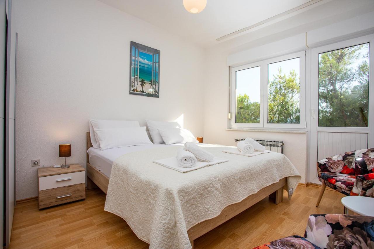 Apartments Adisa Omiš Екстериор снимка