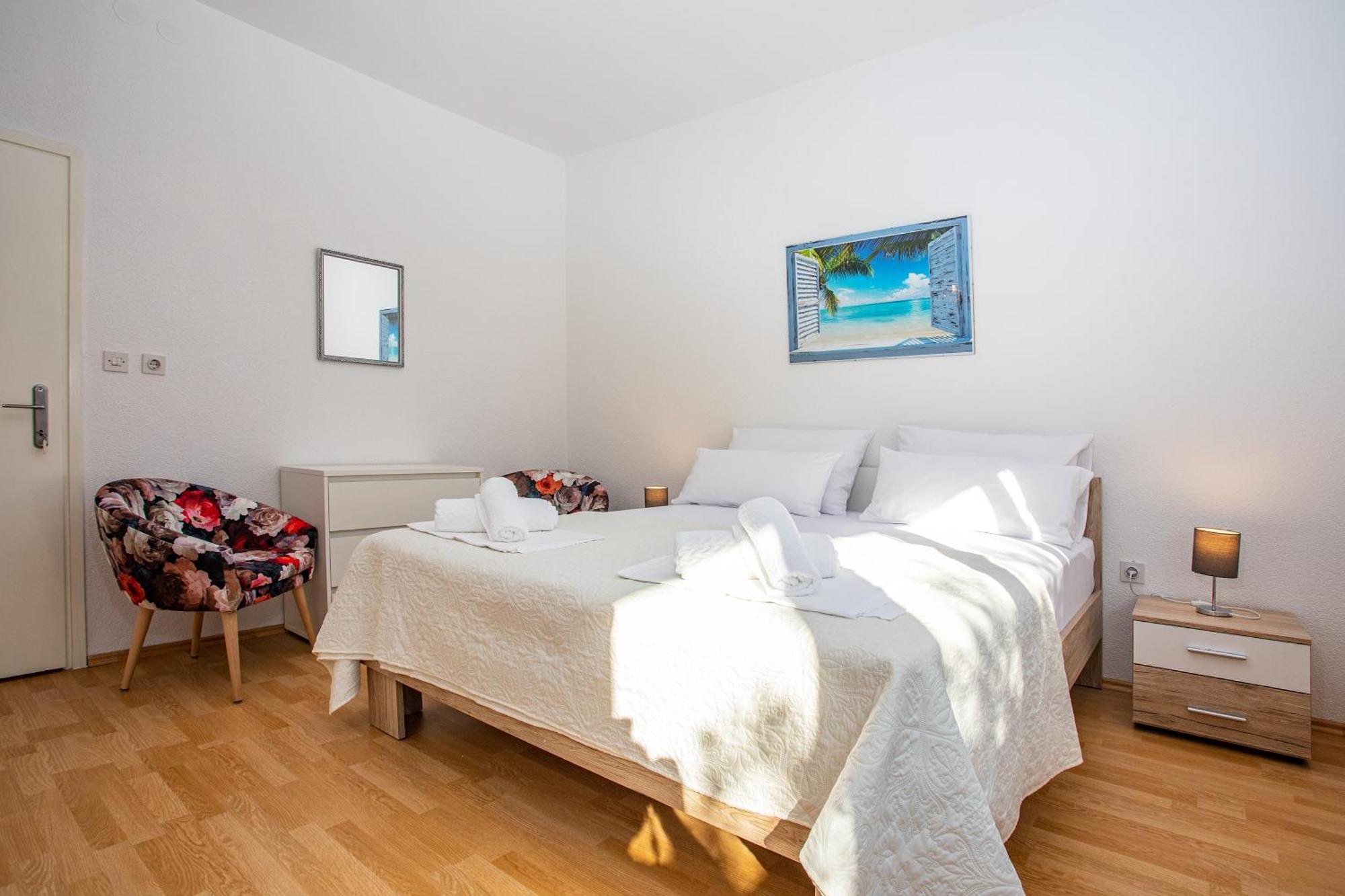Apartments Adisa Omiš Екстериор снимка