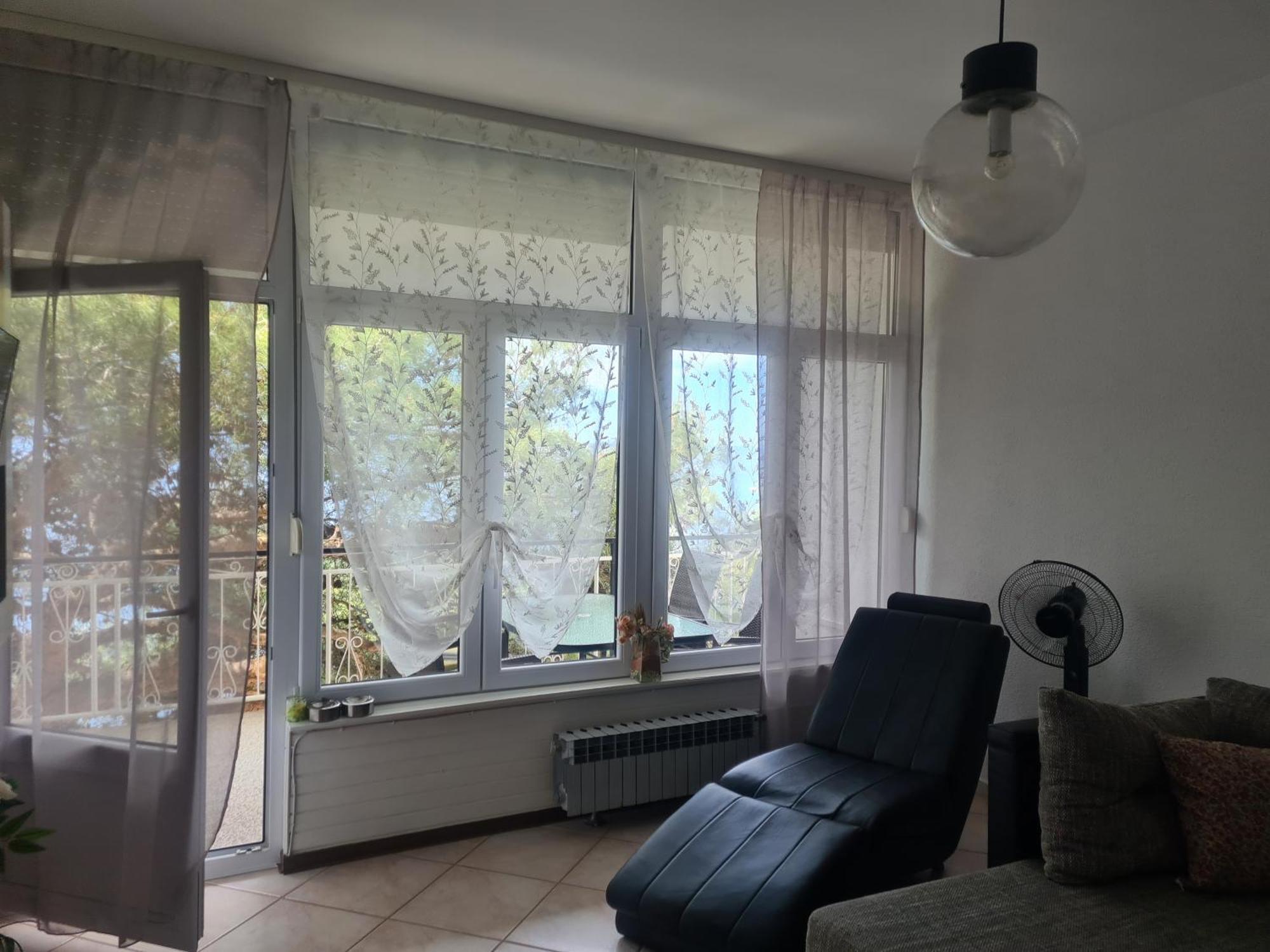 Apartments Adisa Omiš Екстериор снимка